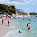 Apartments By The Sea Makarska - 13222